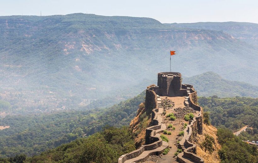 Experience Mahabaleshwar: Where Nature's Beauty Beckons